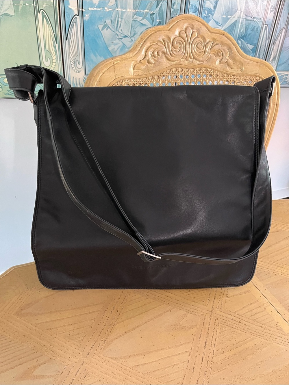 Men's/Women’s Large Derek Alexander Soft Black Leather Messenger Book Bag